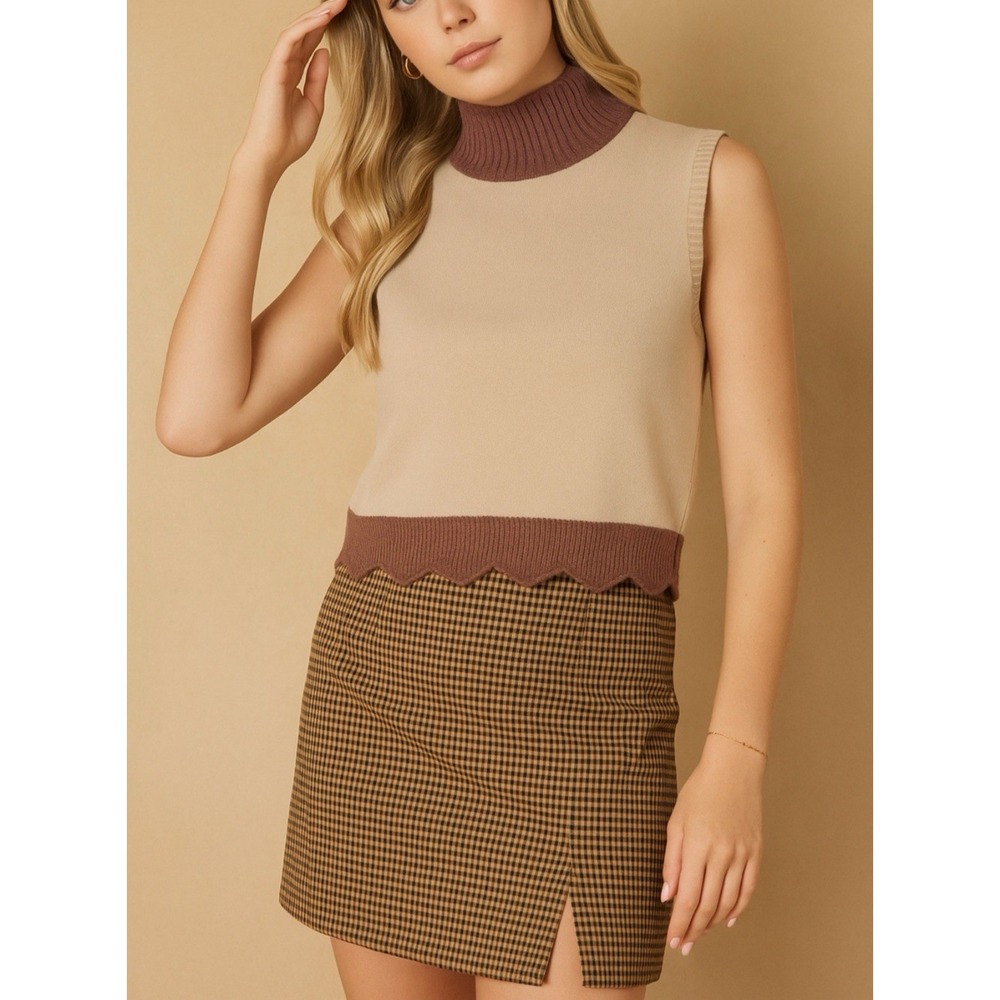 Entro Cream Brown Sleeveless Colorblock Scalloped Hem Cozy Sweater L‎ Mock Neck